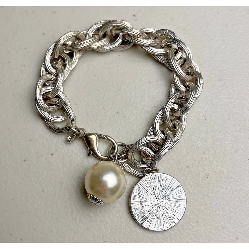 Unbranded chunky silver